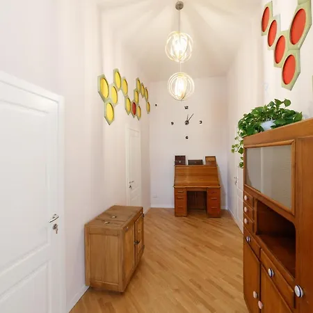 Design Next Bellini Square By Houseinnaples Appartement