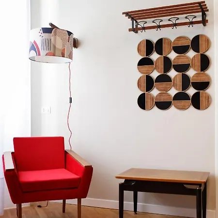 Appartement Design Next Bellini Square By Houseinnaples